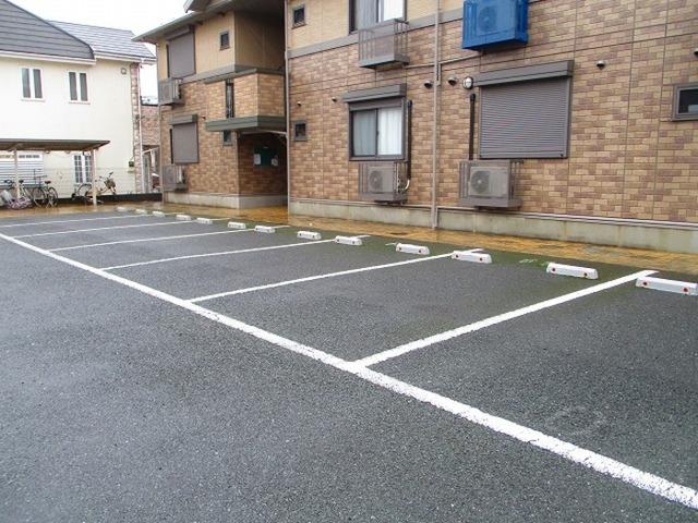 アルカイックシャトー　南館（103） 駐車場
