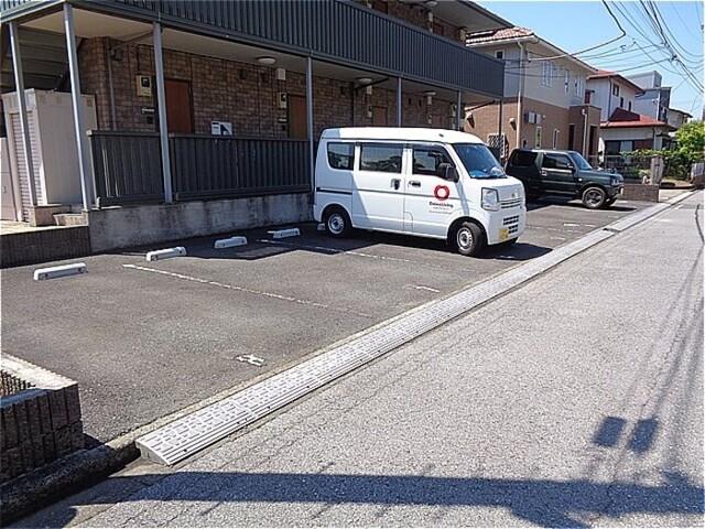 ルミエール　Ｃ（103） 駐車場