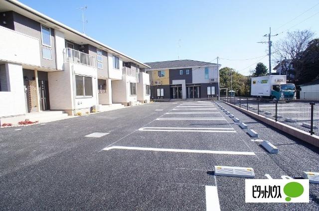 サニー・サイド（103） 駐車場