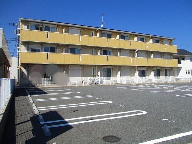 ルクティア（305） 駐車場