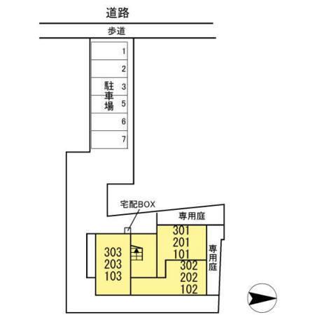 アセットさち（102） 駐車場