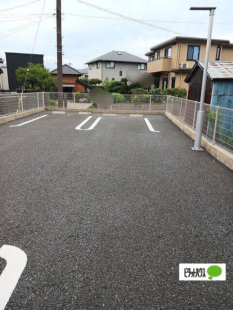 アバンツァート（201） 駐車場