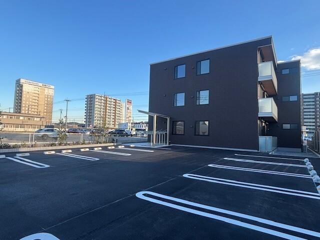 ルミナスタウン（103） 駐車場