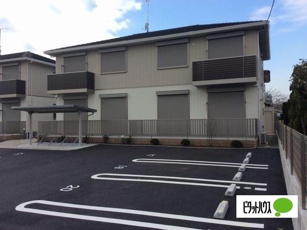 Santier　B（202） 駐車場