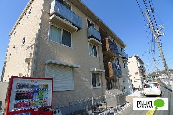 CROWN　HILL　B 物件画像
