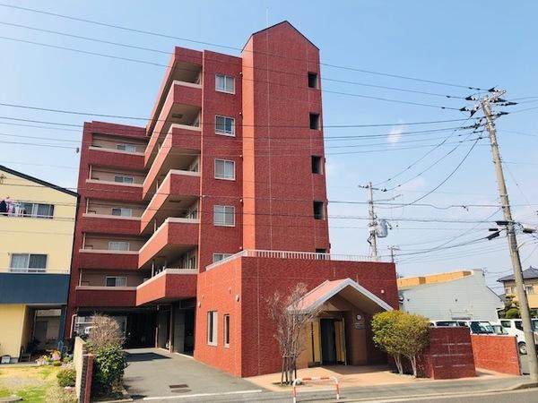 駅近く高速バスも利用可で便利