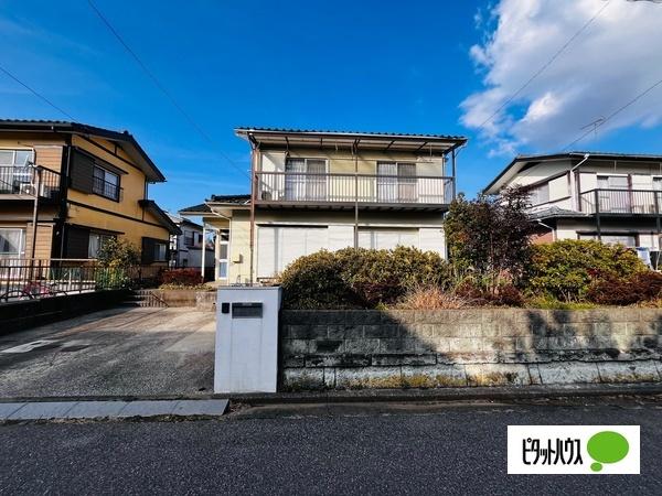 南道路に面し間口も広いです