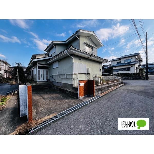 南西角地で間口も広いです