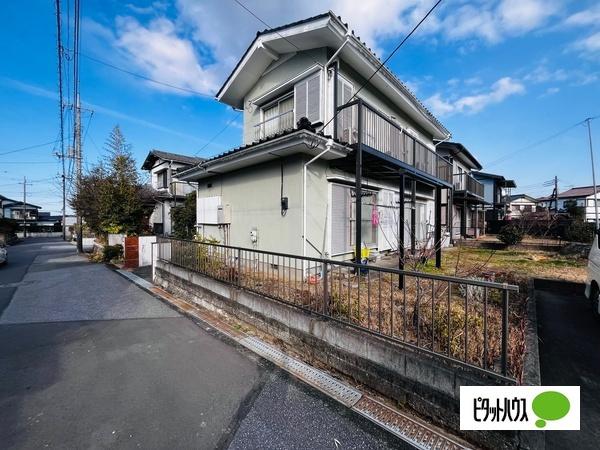 バス停すぐ近くの好立地