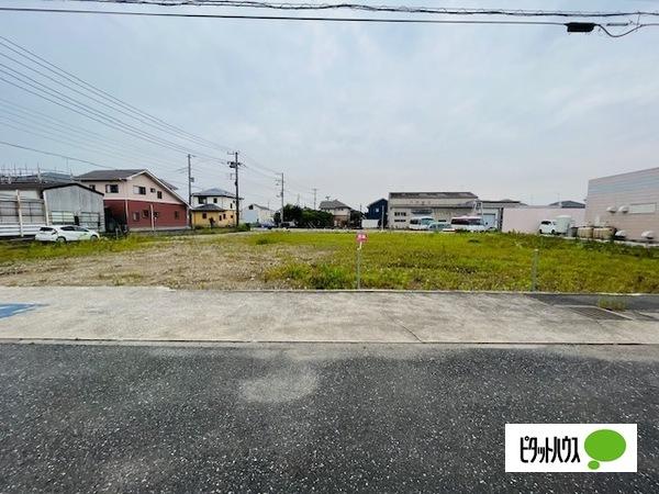 巌根駅徒歩圏、敷地約331坪角地！住宅や店舗にいかがでしょうか