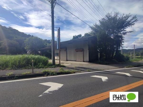 君津市浦田売倉庫 外観