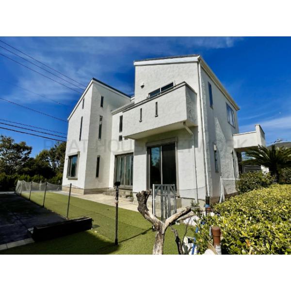 ニ面道路で陽当たり良好！駐車4台可能です！三井ホーム施工！！
