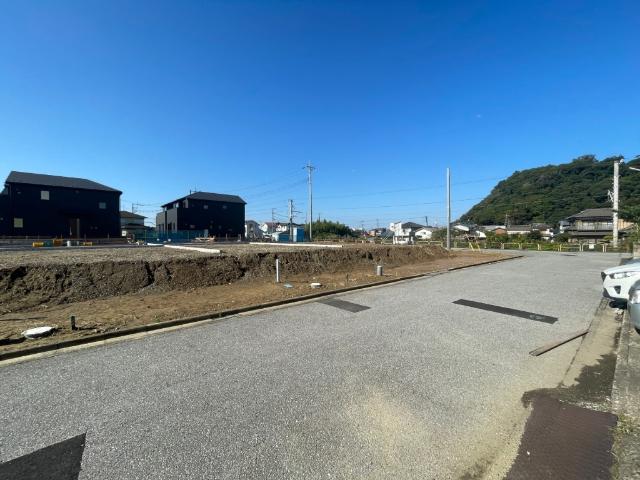 販売現地