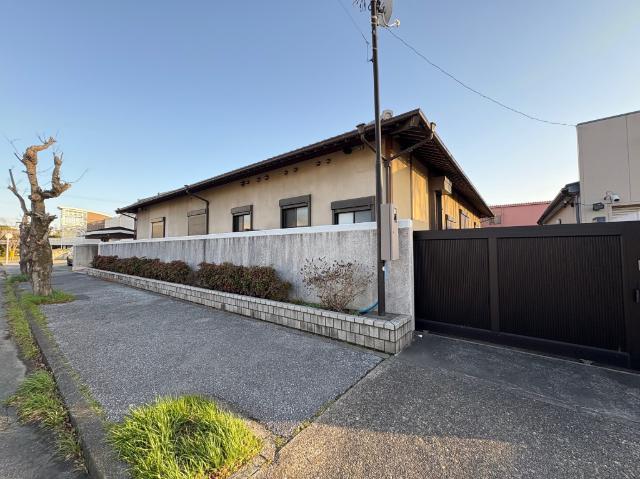 JR内房線君津駅徒歩圏、久保の7SLDK大型住宅です！