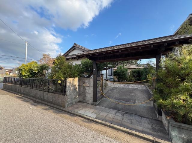 生活便利な立地に建つ拘りの平家建て、2拠点生活に如何ですか？