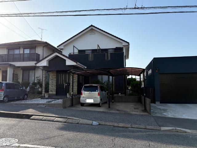 イオンタウンやコンビニも近く生活便利です。
