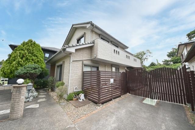 桜の名所、恋の森『太田山公園』隣接の大型住宅！敷地広々114坪