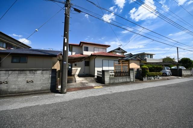 陽当たり良好！店舗の多いふれあい通りから直ぐ