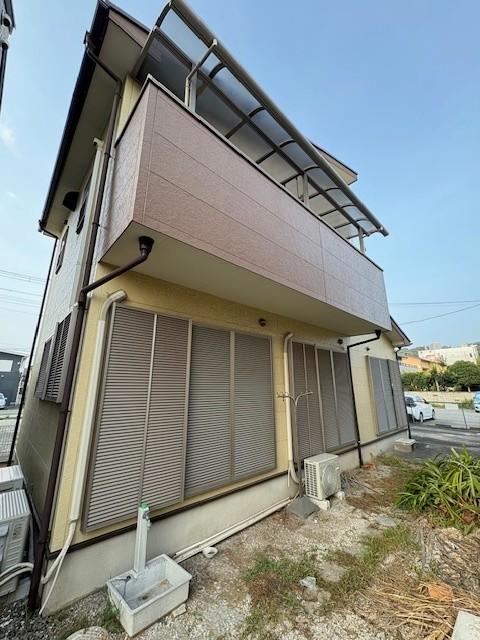 建物はメーターモジュールで廊下も幅広でゆったり！2階リビング！