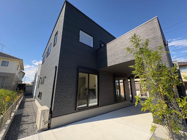 停電時電源供給システムや炭の換気システム、EV電源等拘り仕様！