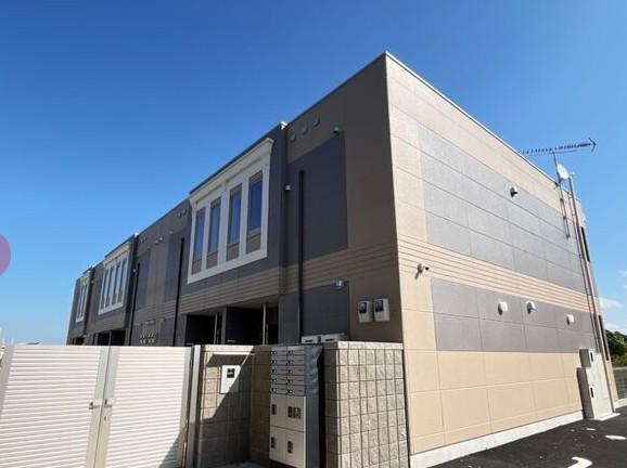 年間家賃収入8,988,000円！オートロック付エントランス！