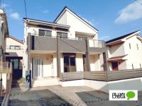 南道路+駐車スペース二台分♪