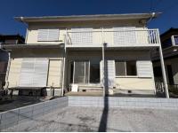 閑静な住宅街！内外装フルリフォーム済！！