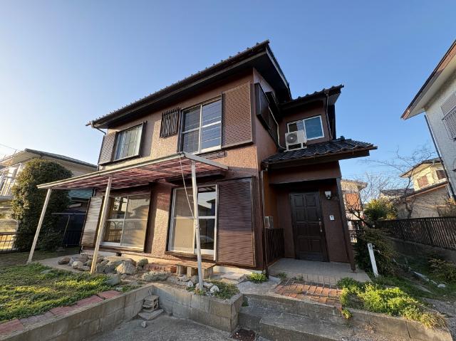 閑静な住宅街！内外装リフォーム済で綺麗！南道路面で明るいお家！