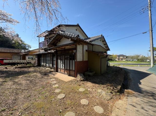 自己居住はもちろん、貸家や別荘としていかがですか？！