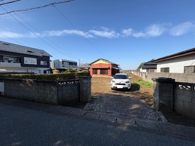 国道16号や平成通りも近く、車のアクセス良好です。