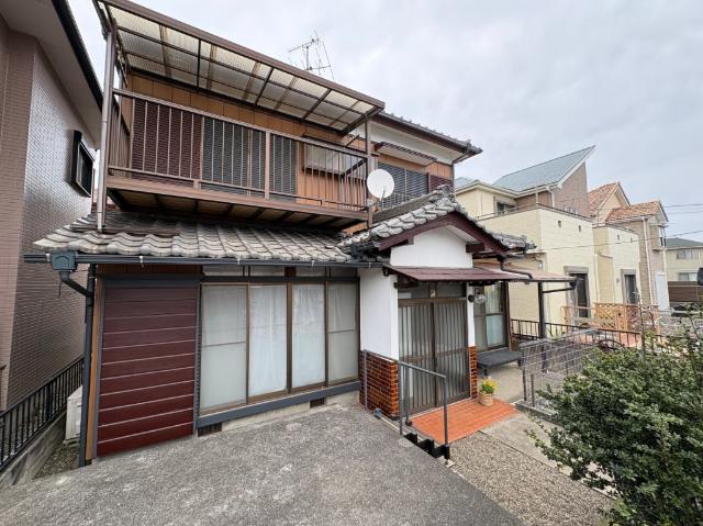 コンビニ、ドラッグストアに徒歩3分なので何かと便利です！