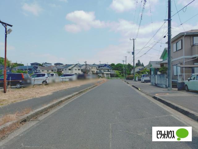 前面道路約12ｍ！歩道もあります