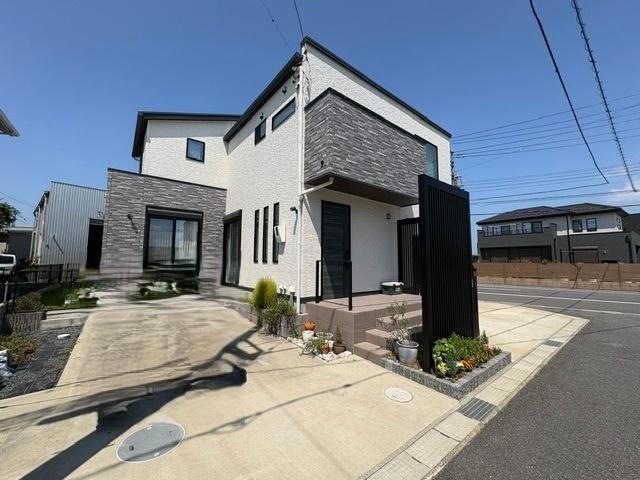 木更津市中里築浅garagehouse 外観