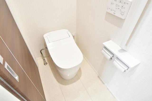 木更津市金田西売り邸宅 トイレ