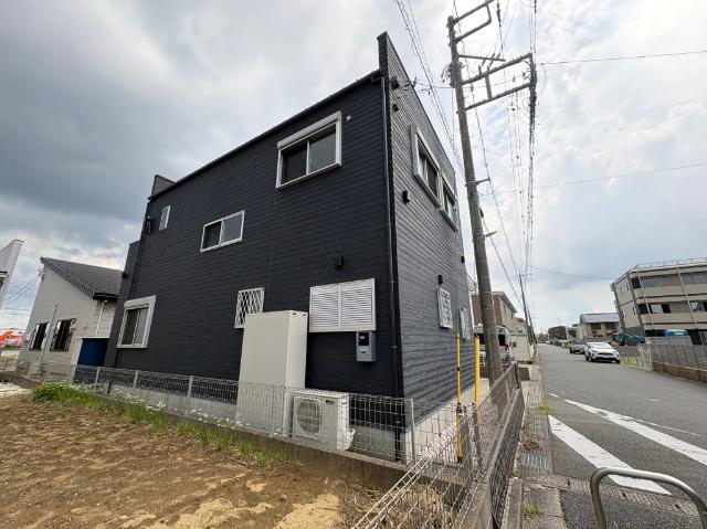 木更津市金田東中古戸建 前面道路含む現地写真
