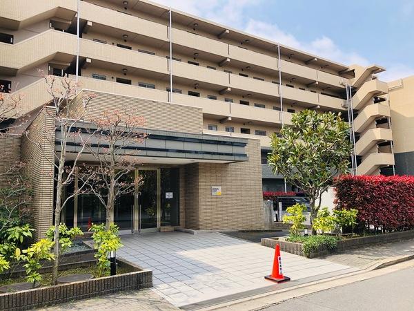 重厚かつ堂々とした外観です