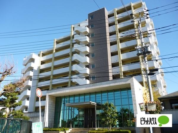 高速バスも多数発着のJR木更津駅利用で楽々