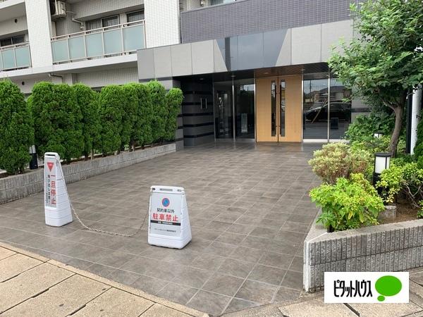クイーンズレゾン八幡宿ステーションタワー エントランス