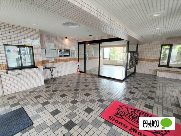 ライオンズマンション千葉浜野町 エントランス