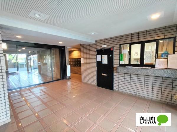 ダイアパレス千葉都町 エントランス