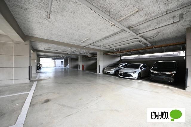 グリーンフィールド　中野　 駐車場