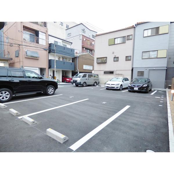 グリーンコート 駐車場