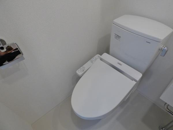 セレニテ福島シェルト トイレ