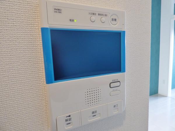 セレニテ福島シェルト セキュリティ