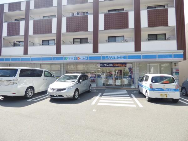 ローソン玉川三丁目店：71m