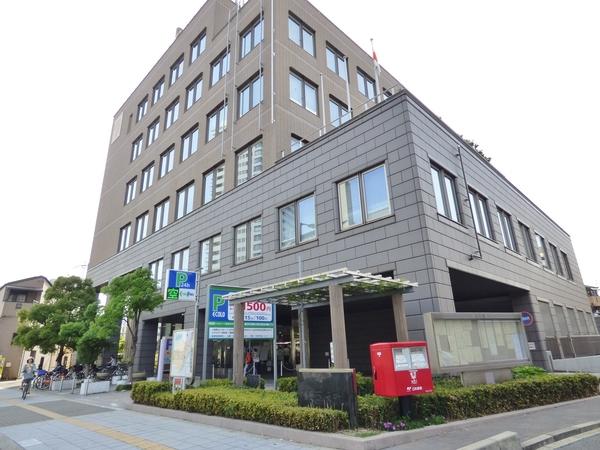 大阪市福島区役所：505m