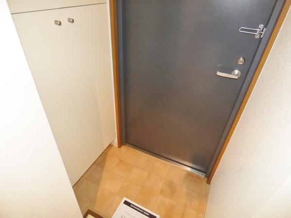 セイワパレス堂島シティ 玄関