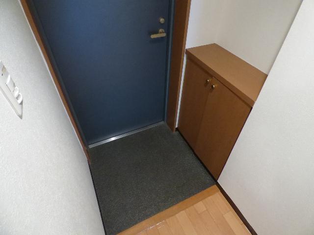 ロイヤルグレース 玄関