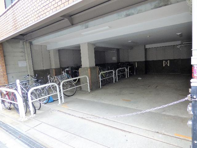 サンライズ野田阪神 駐車場