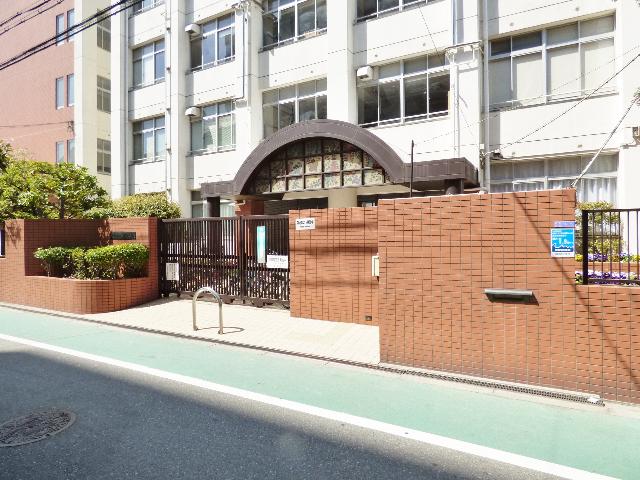 大阪市立吉野小学校：447m